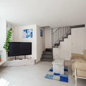 Di Gio Apartament Katania